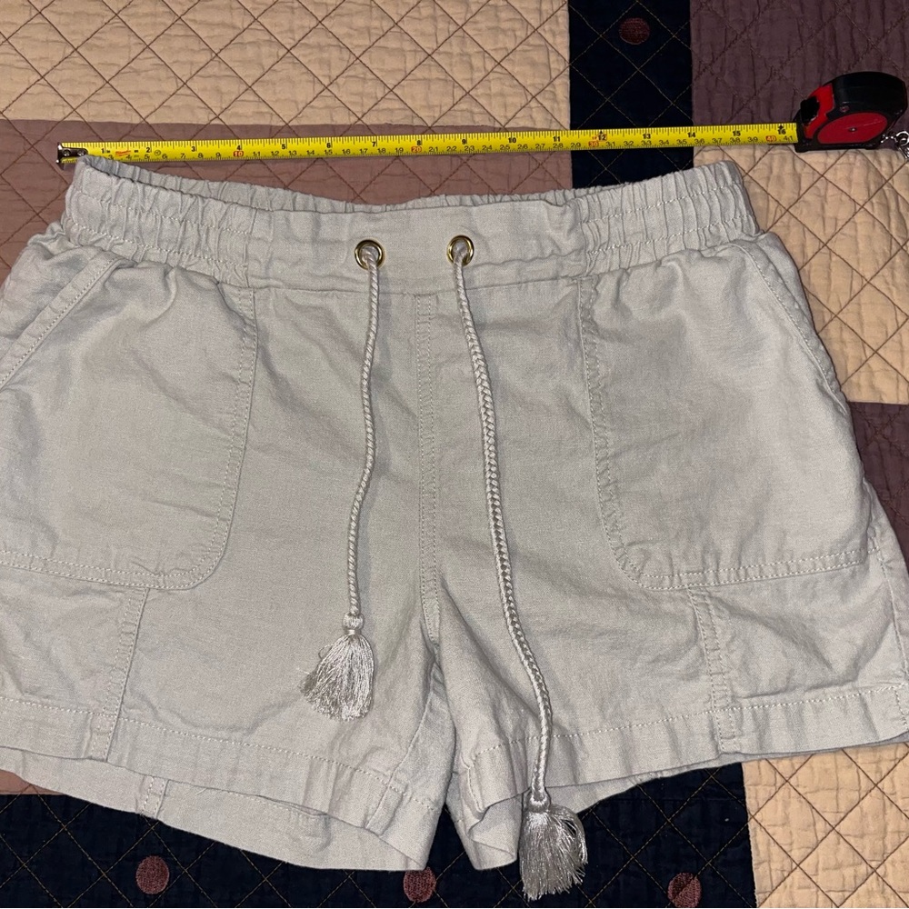 Cato Women's Light Gray Cargo Shorts - Picture 5 of 5